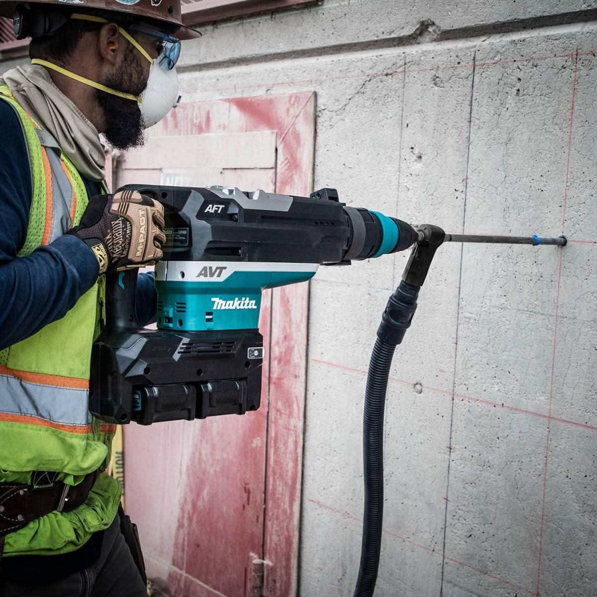 Makita GRH06PM 80V max (40V max X2) XGT Brushless 2" SDS-MAX AVT Rotary Hammer Kit, AFT, AWS Capable (4.0Ah) - Image 3