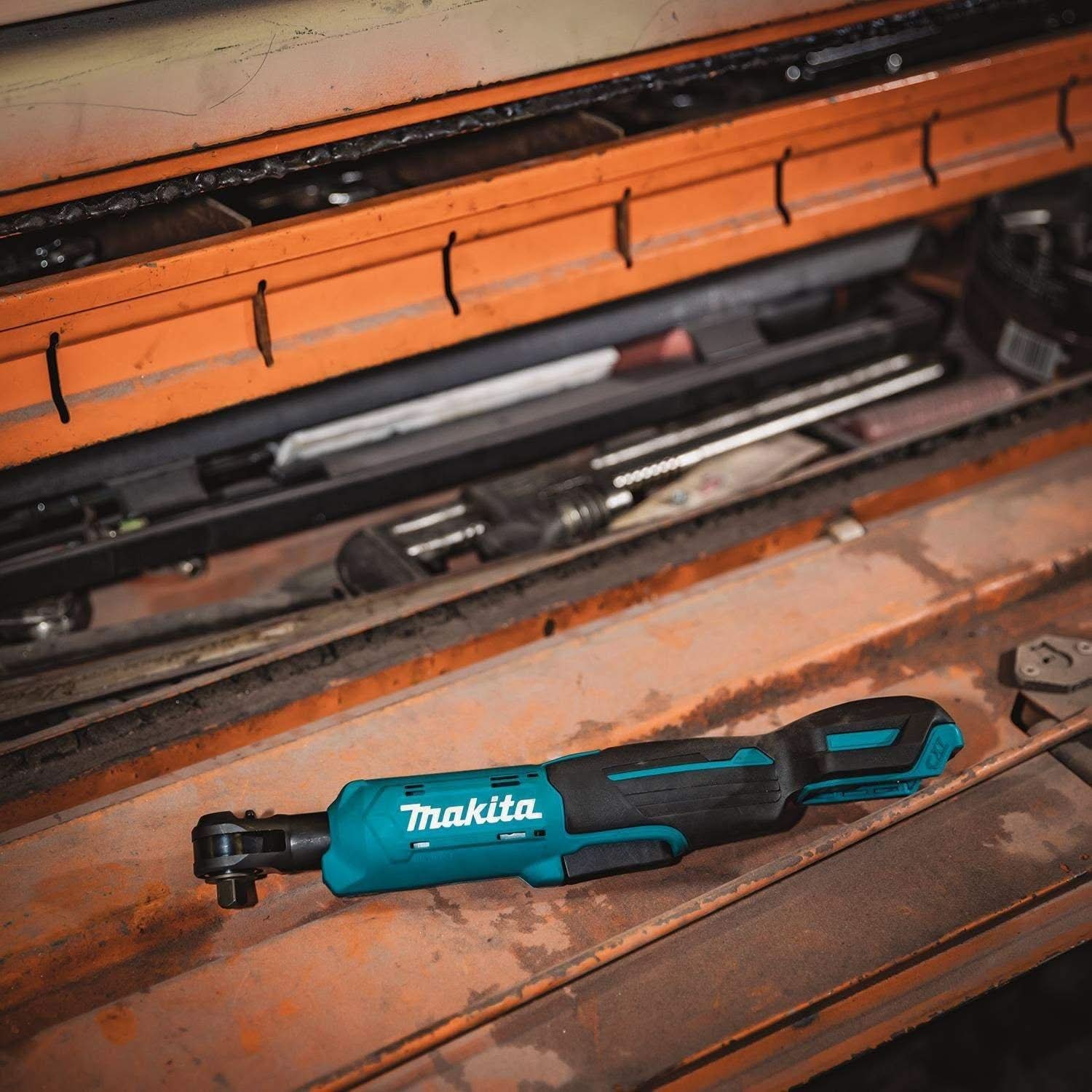 Makita RW01Z 12V max CXT Lithium-Ion Cordless 3/8" / 1/4" Sq. Drive Ratchet, Tool Only - Image 2