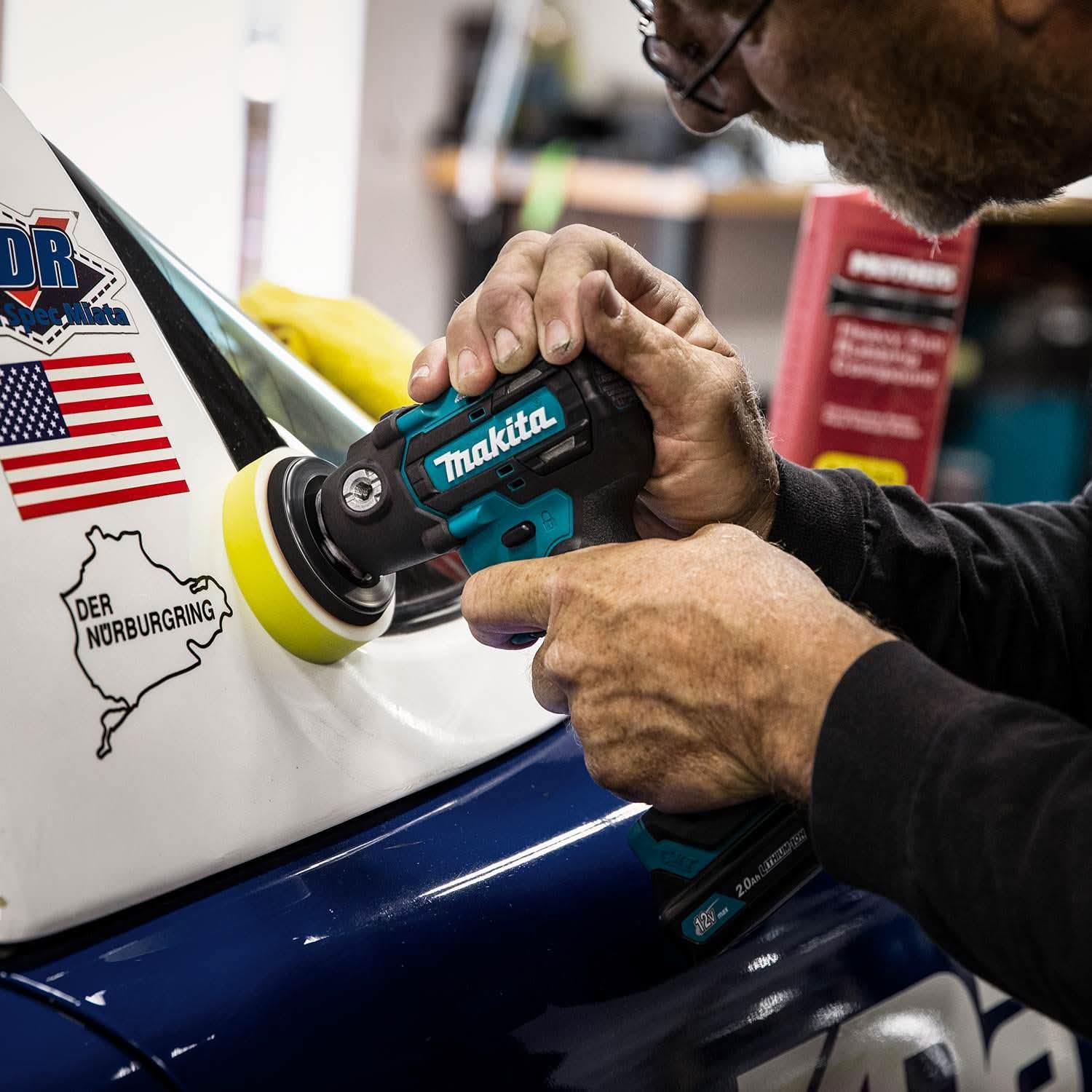 Makita VP01R1 12V max CXT Lithium"â€˜Ion Brushless 3" Polisher / 2" Sander Kit (2.0Ah) - Image 2