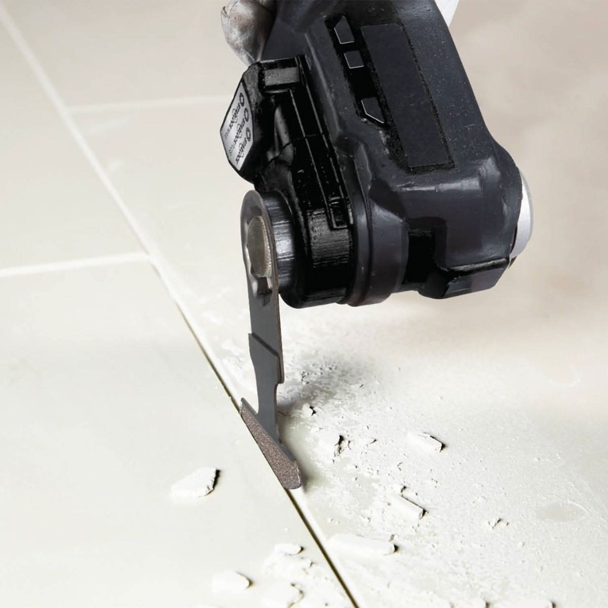 Makita XMT04ZB 18V LXT Lithium-Ion Sub-Compact Brushless Cordless StarlockMax Oscillating Multi-Tool, Tool Only - Image 3