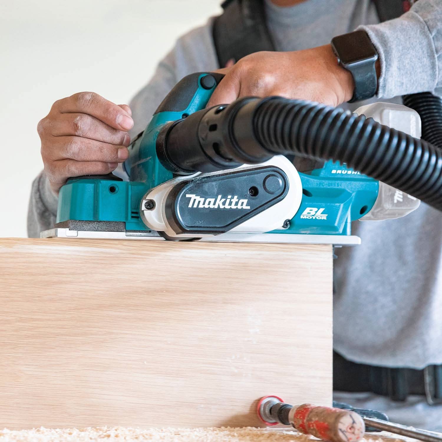 Makita XPK02Z 18V LXT Lithium-Ion Brushless Cordless 3-1/4" Planer, AWS Capable, Tool Only - Image 3