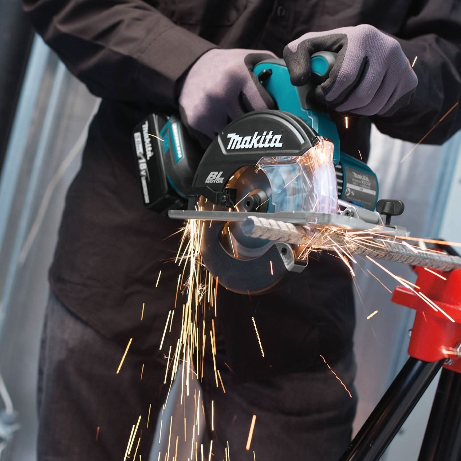 Makita XSC02Z 18V LXT Lithium-Ion Brushless Cordless 5-7/8" Metal Cutting Saw, Tool Only - Image 3