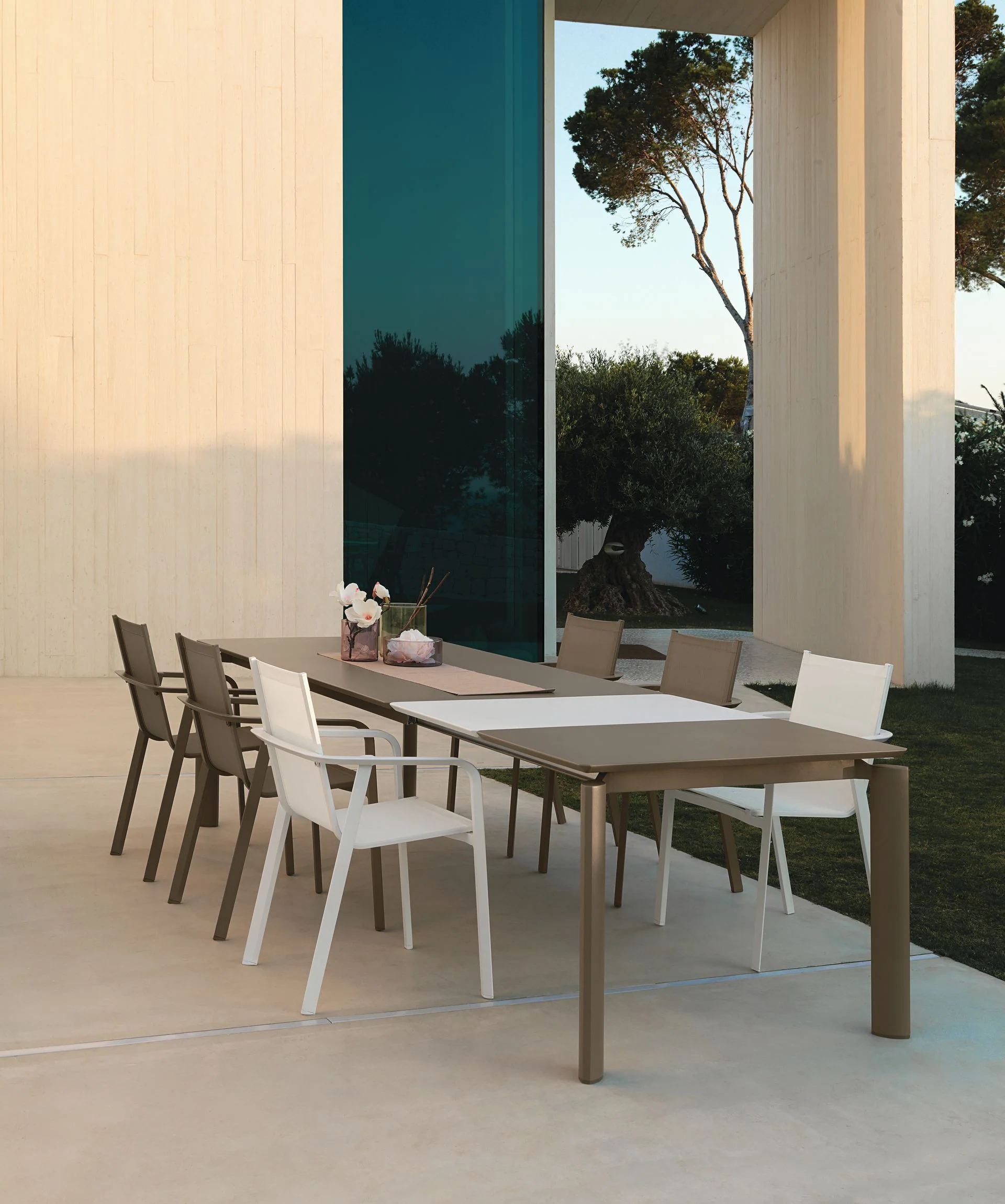 TALENTI | MILO EXTENDING DINING TABLE - $5,666.00- $8,236.00 - Image 2