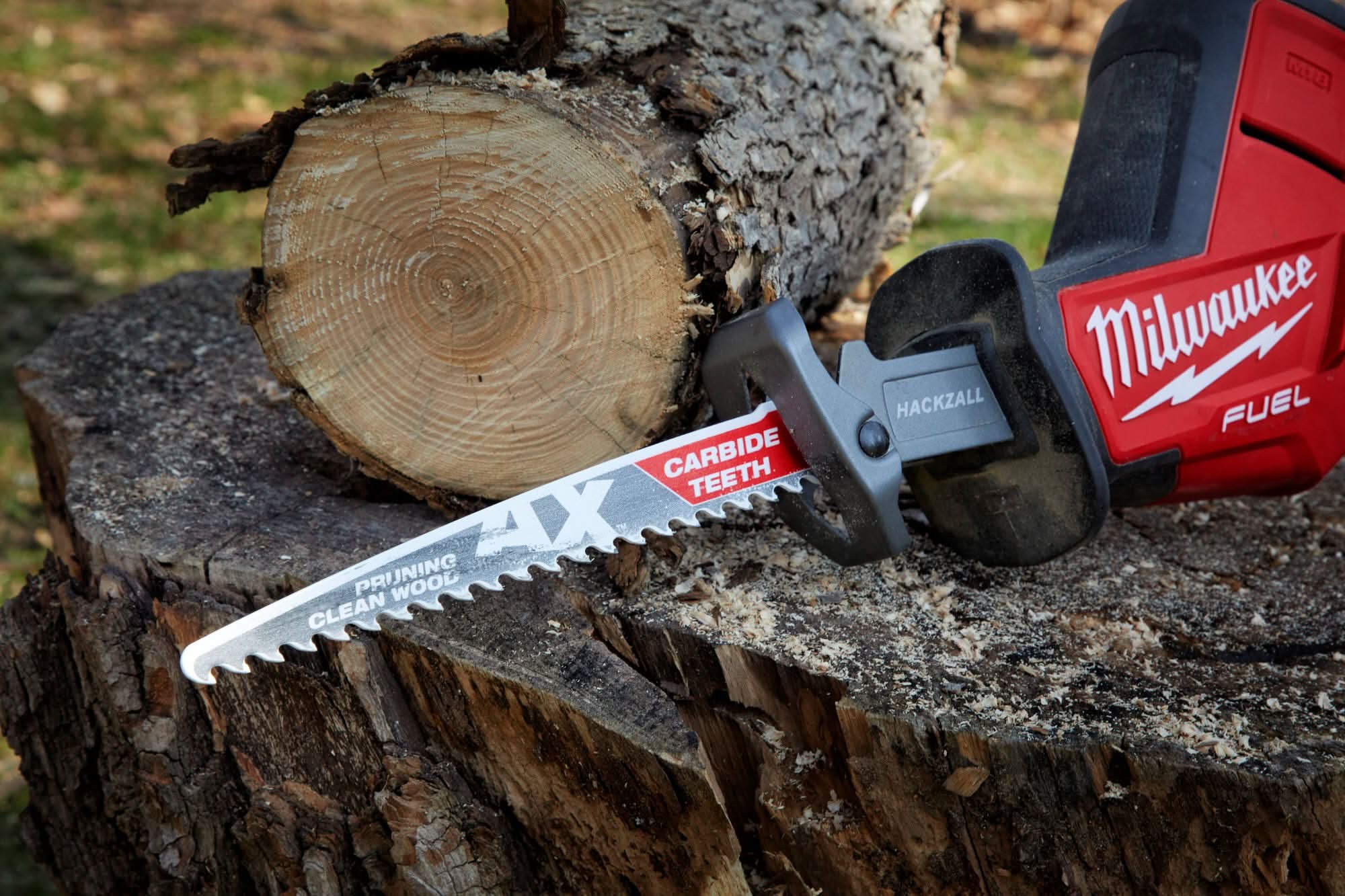 Milwaukee 48-00-5333 12-Inch 3-TPI The AX with Carbide Teeth for Pruning & Clean Wood SAWZALL Reciprocating Saw Blade, 3-Pack - Image 3