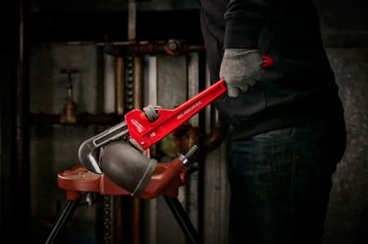 Milwaukee 48-22-7118 18" STEEL PIPE WRENCH - Image 2