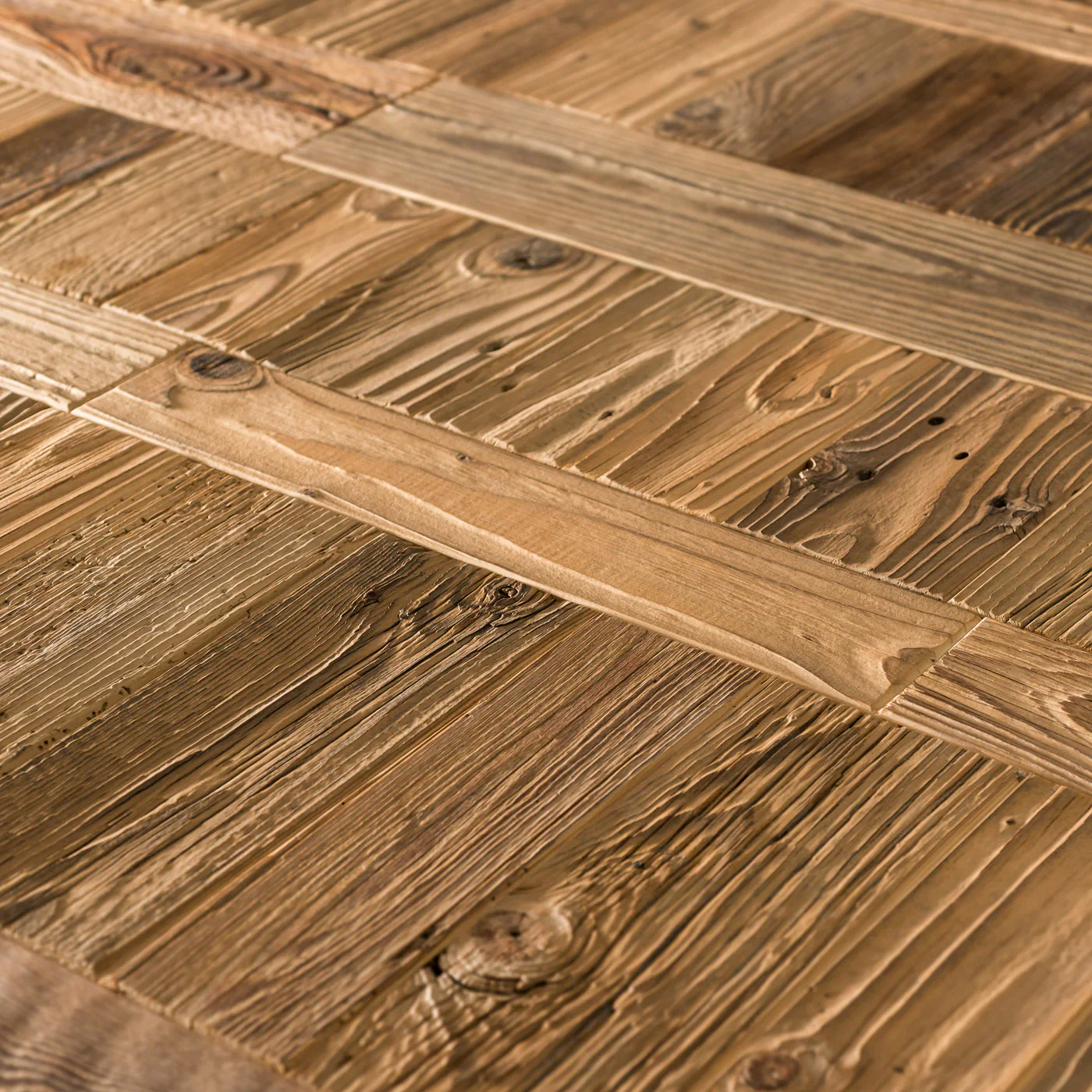 CARPANESE | ANTRUILES DINING TABLE - $5,990.00 - Image 3