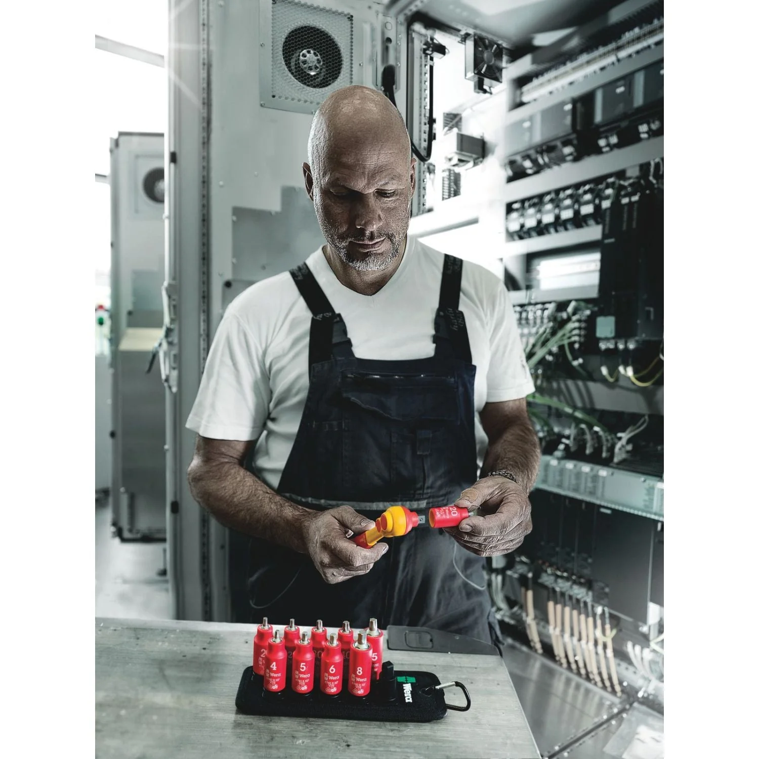 Wera Belt B VDE 1 Zyklop Bit Socket Set Torx / Hexagonal Socket With Holding Function, 3/8-in. Drive, 11-Pieces - Image 3