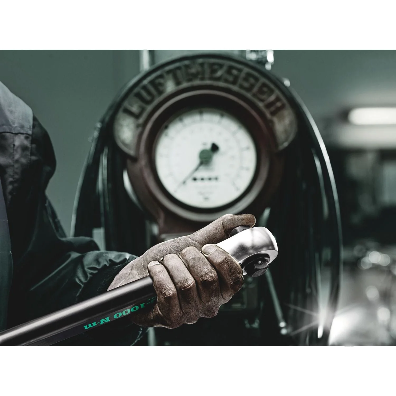 Wera Click-Torque E 1 Push R/L Adjustable Torque Wrench For Clockwise And Anti-Clockwise Torque-Control, 200-1000 Nm, 3/4-in.x200-1000 Nm - Image 3