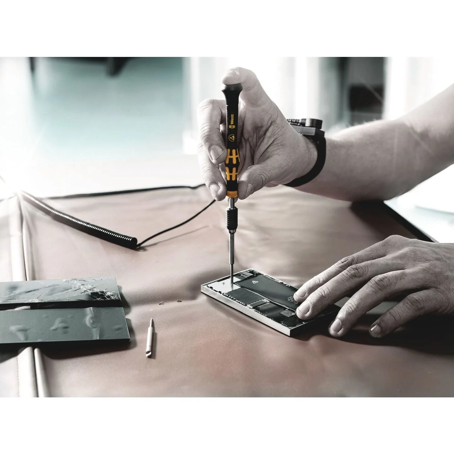 Wera 1013 Kraftform Micro Esd Bitholding Screwdriver, 97-mm. - Image 3